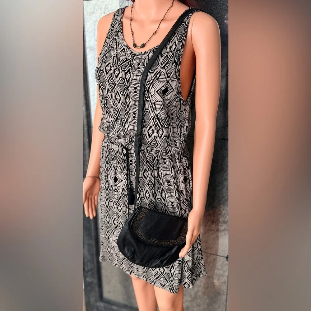 Lucky Brand Black and White Geometric Dress Excellent Condition - Picture 9 of 15